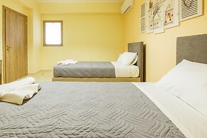 NeSo - Peter's Flat steps to Beach with Great Views