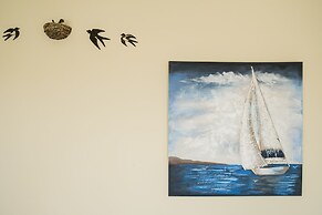 NeSo - Peter's Flat steps to Beach with Great Views