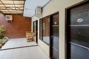 OYO 1700 Danurejan Guesthouse