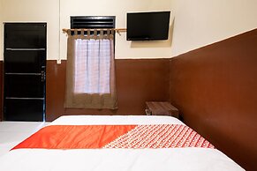 OYO 1700 Danurejan Guesthouse