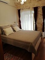 Private Accomodation Linda