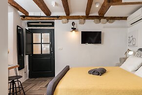 Private Accomodation Linda