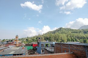 OYO 2046 Villa Hardi