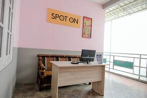 OYO 2046 Villa Hardi