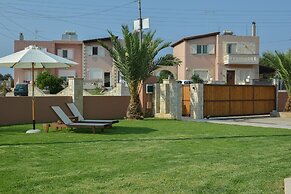 Private Pool Luxurious Villa with Parking & BBQ