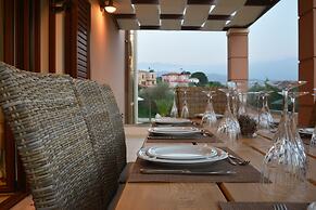 Private Pool Luxurious Villa with Parking & BBQ