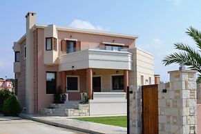 Private Pool Luxurious Villa with Parking & BBQ