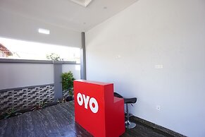 OYO 1680 Hanna Residence