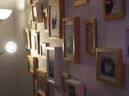 Psirri Artistic Rooftop Apartment with Acropolis View