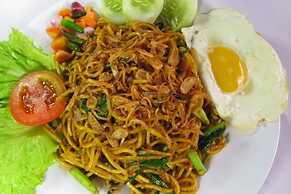 OYO 1819 Aries Hotel