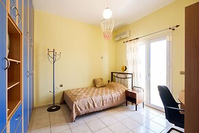 Relaxing Family Home near Beaches