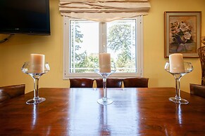 Relaxing Family Home near Beaches