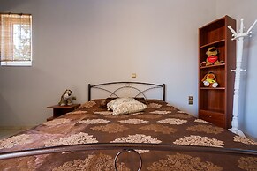 Relaxing Family Home near Beaches