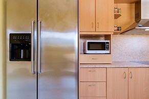 Relaxing Family Home near Beaches