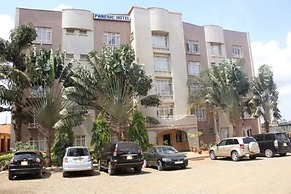 Panesis Hotel
