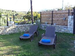 Rural Spacious Villa with Pool at Central Crete