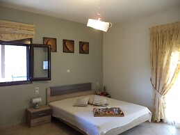 Rural Spacious Villa with Pool at Central Crete