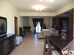 Rural Spacious Villa with Pool at Central Crete