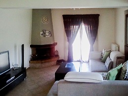 Rural Spacious Villa with Pool at Central Crete