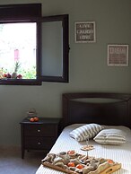 Rural Spacious Villa with Pool at Central Crete