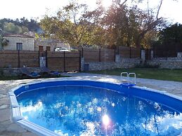 Rural Spacious Villa with Pool at Central Crete