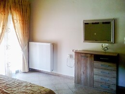 Rural Spacious Villa with Pool at Central Crete