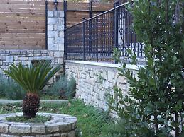 Rural Spacious Villa with Pool at Central Crete