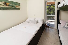 SeaView Flat Near the Beach