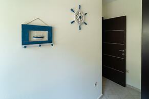 SeaView Flat Near the Beach