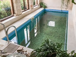 Serene Indoor Pool & Hamam Villa
