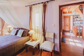 Serene Indoor Pool & Hamam Villa