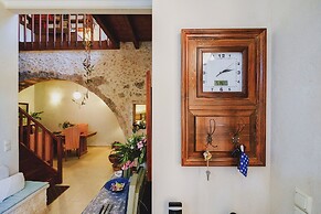 Serene Indoor Pool & Hamam Villa