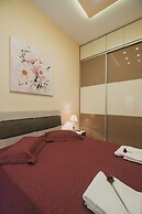 Spacious & New fully equipped Home with Parking