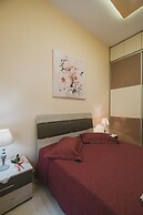 Spacious & New fully equipped Home with Parking