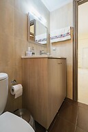 Spacious & New fully equipped Home with Parking