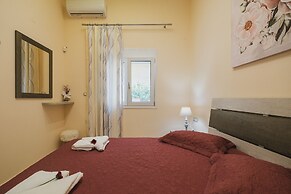 Spacious & New fully equipped Home with Parking