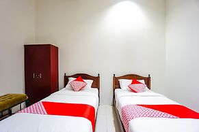 OYO 1429 Bastiana Residence