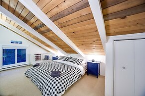 66sl - Hot Tub - Wifi - 3+ Bedroom - Sleeps 10 Home by Redawning