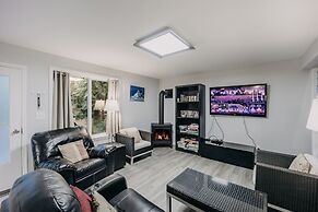 49sl - Hot Tub - Wifi - Fireplace - Sleeps 10 3 Bedroom Home by Redawn