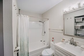 49sl - Hot Tub - Wifi - Fireplace - Sleeps 10 3 Bedroom Home by Redawn