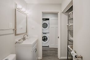 49sl - Hot Tub - Wifi - Fireplace - Sleeps 10 3 Bedroom Home by Redawn