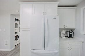 49sl - Hot Tub - Wifi - Fireplace - Sleeps 10 3 Bedroom Home by Redawn