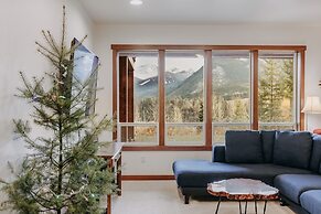 15mbh - Amazing Mountain Views - Hot Tub - Pets Ok 3 Bedroom Home by R