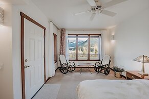 15mbh - Amazing Mountain Views - Hot Tub - Pets Ok 3 Bedroom Home by R