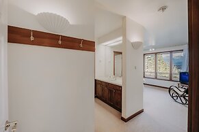 15mbh - Amazing Mountain Views - Hot Tub - Pets Ok 3 Bedroom Home by R