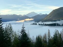 15mbh - Amazing Mountain Views - Hot Tub - Pets Ok 3 Bedroom Home by R