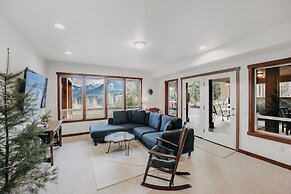 15mbh - Amazing Mountain Views - Hot Tub - Pets Ok 3 Bedroom Home by R