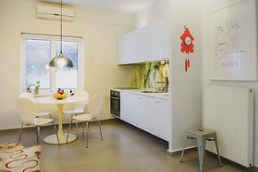 Stylish Garden Home - Holidays in Chania