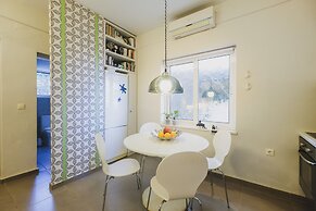 Stylish Garden Home - Holidays in Chania