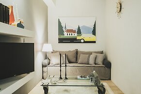 Stylish Garden Home - Holidays in Chania